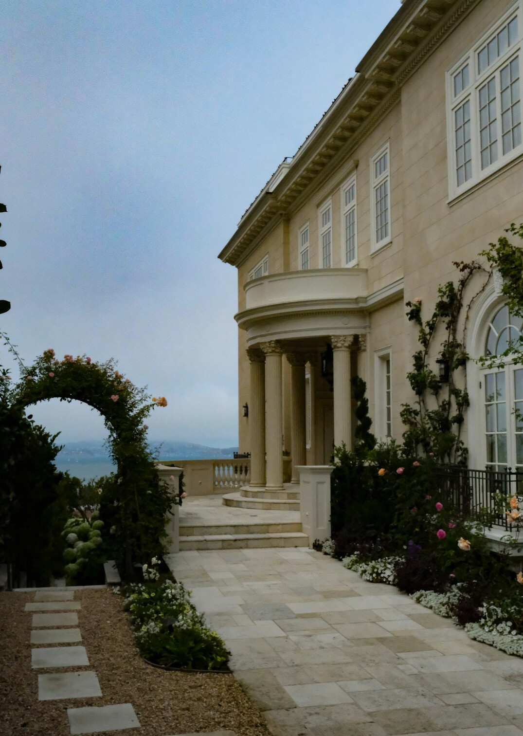 celebrity mansion exterior